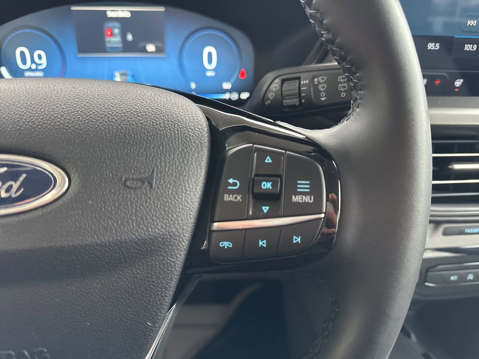 Certified 2023 Ford Escape Active w/ Tech Pack #2 image 30