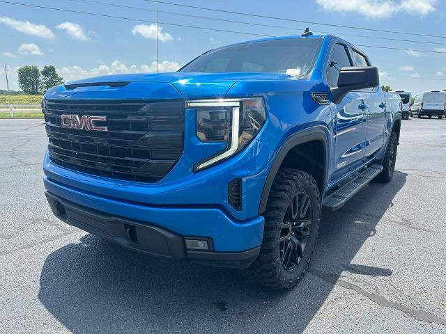 Used 2024 GMC Sierra 1500 Elevation w/ X31 Off-Road Package AWD/4WD image 4