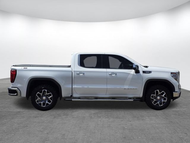Used 2022 GMC Sierra 1500 SLT w/ SLT Premium Plus Package AWD/4WD video 3