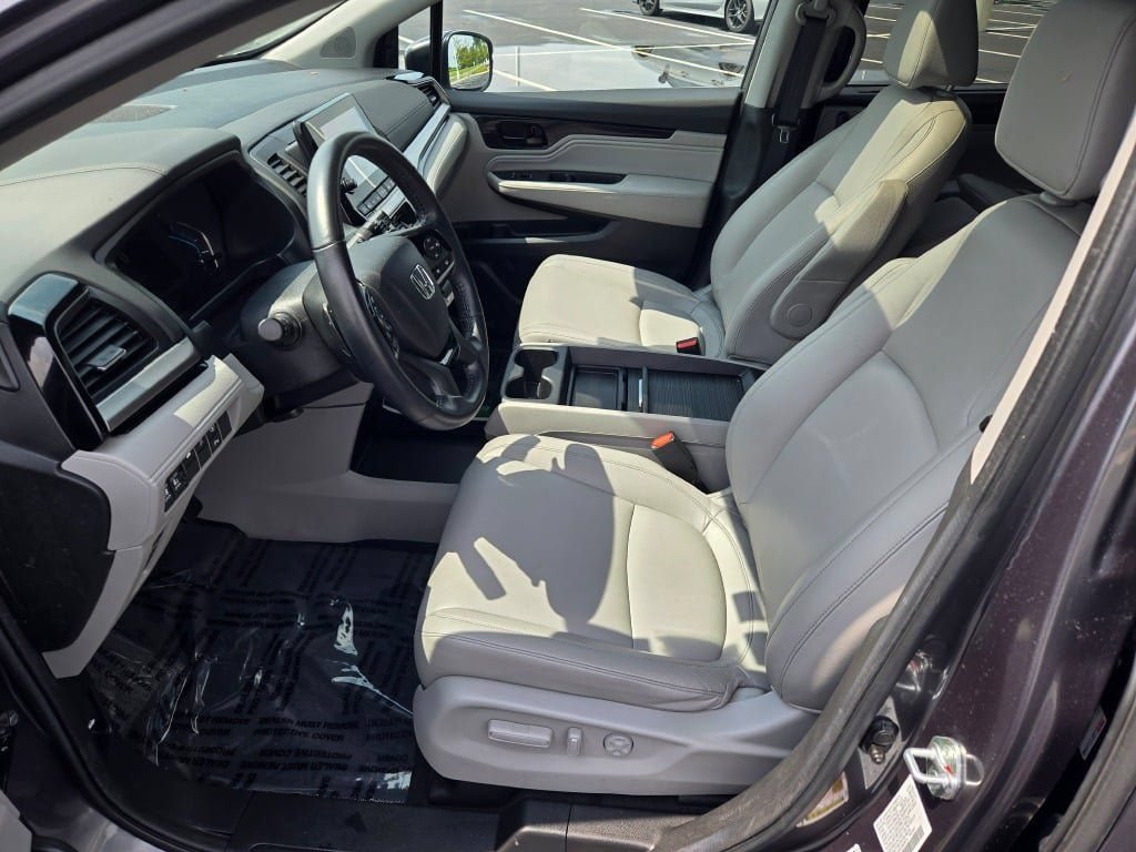 Used 2024 Honda Odyssey Touring image 23