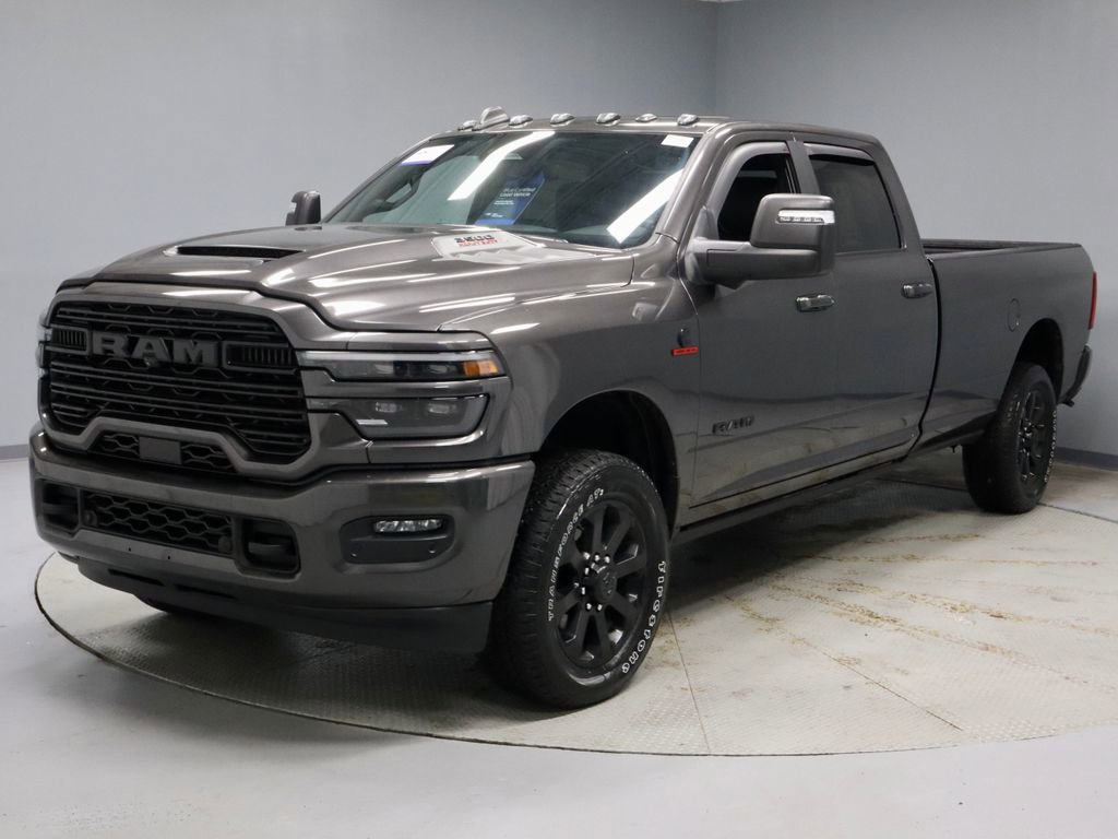 Used 2025 RAM 3500 Laramie AWD/4WD image 6