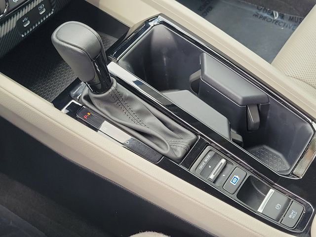 Used 2024 Honda Accord EX-L image 11