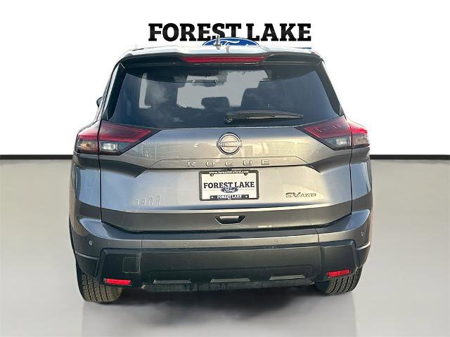 Used 2024 Nissan Rogue SV image 6