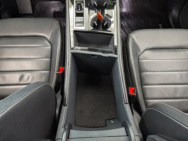 Used 2024 Volkswagen Atlas SEL AWD/4WD image 31