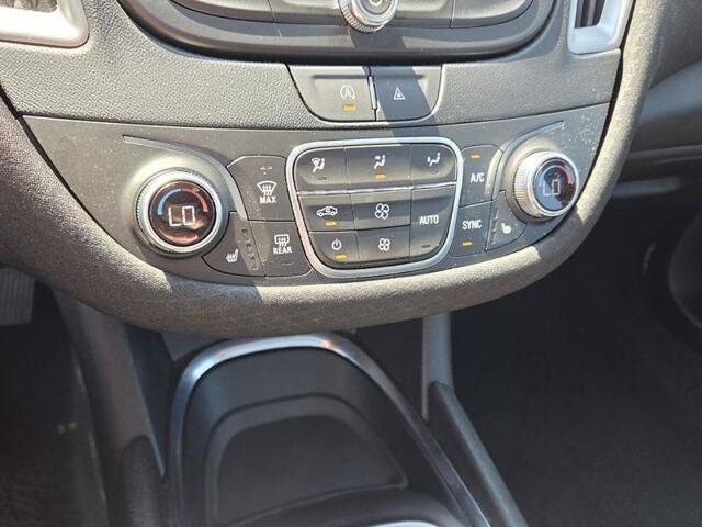 Used 2024 Chevrolet Malibu LT FWD image 22