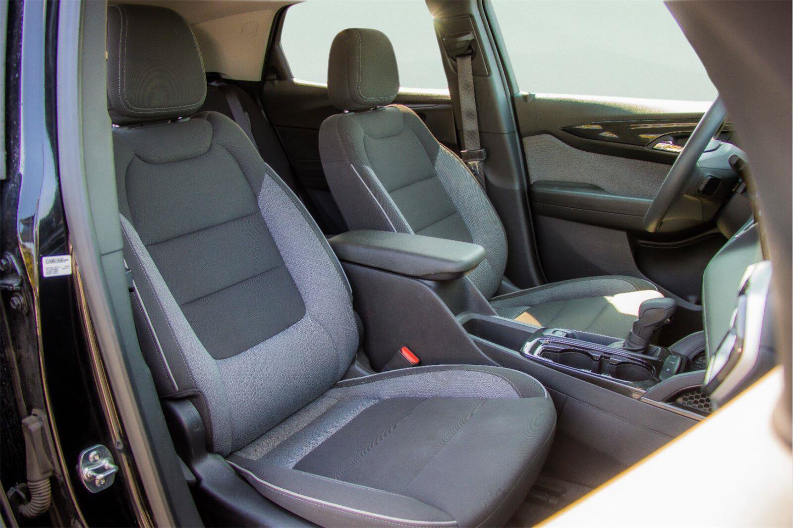 Used 2025 Chevrolet TrailBlazer LT FWD image 6