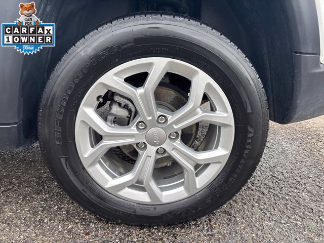 Used 2024 Jeep Compass Latitude AWD/4WD image 13