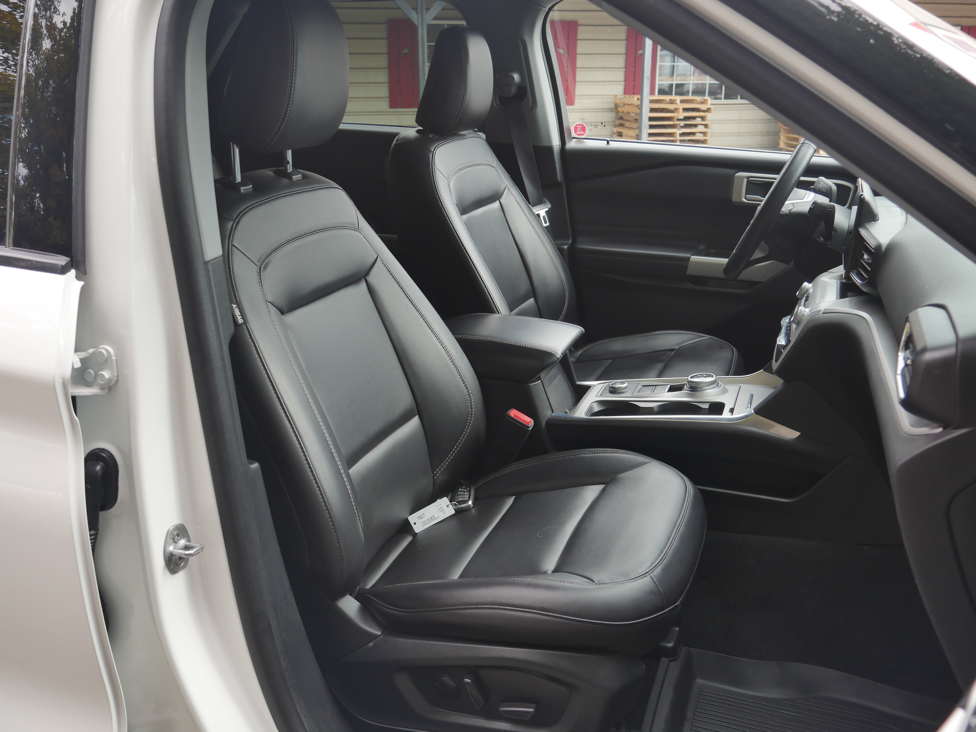 Certified 2023 Ford Explorer XLT AWD/4WD image 27