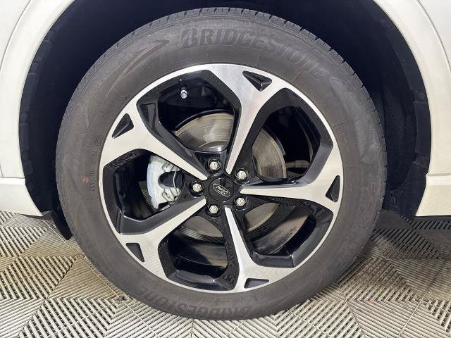 Certified 2024 Ford Escape ST-Line Elite w/ Premium Technology Package AWD/4WD image 11