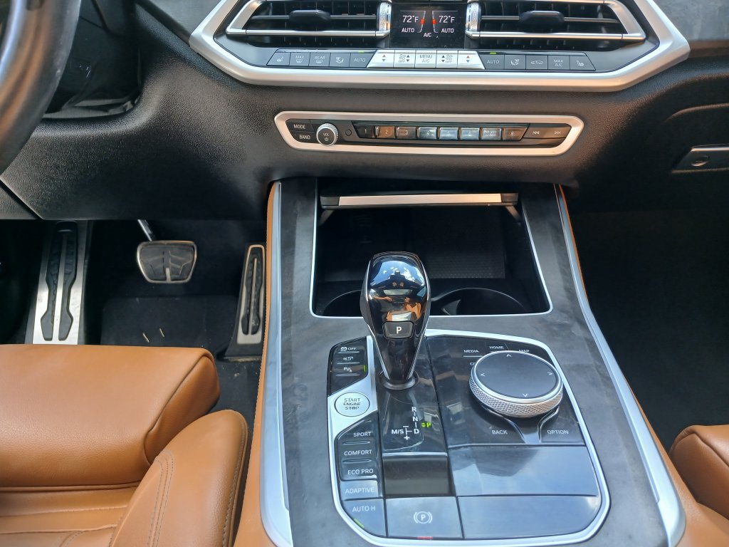 Used 2022 BMW X5 sDrive40i w/ M Sport Package RWD image 14