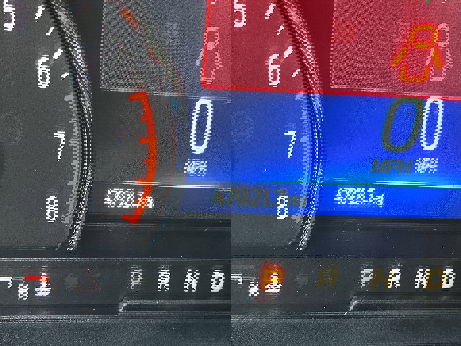 Certified 2022 Ford Explorer XLT w/ Equipment Group 202A image 16