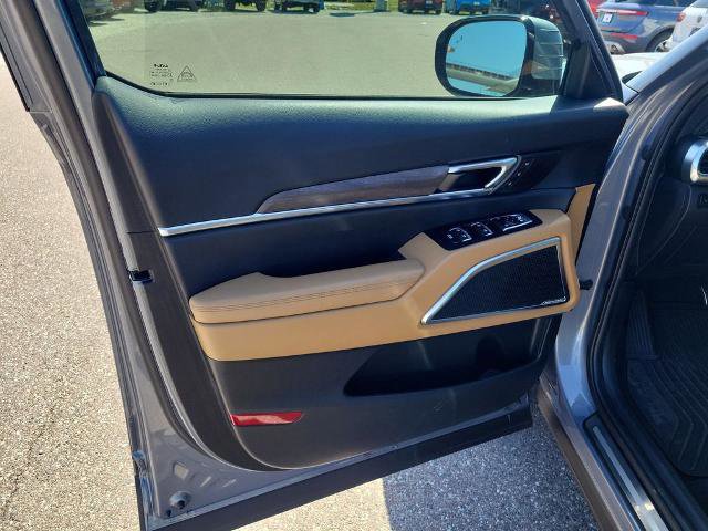 Used 2022 Kia Telluride SX w/ Towing Package image 19