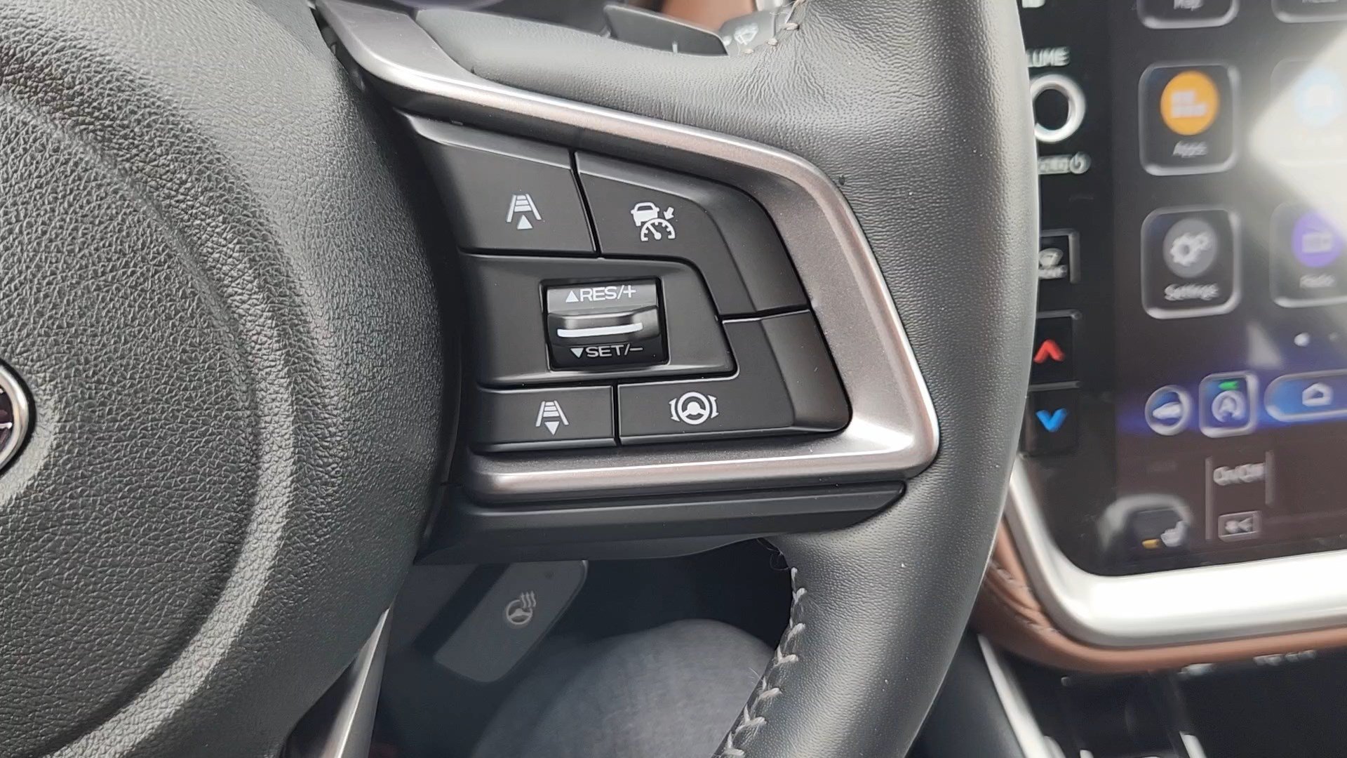 Used 2022 Subaru Outback Touring XT AWD/4WD image 14