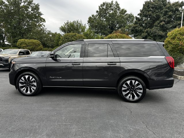 Certified 2025 Ford Expedition Max Platinum w/ Driver's Package AWD/4WD image 8
