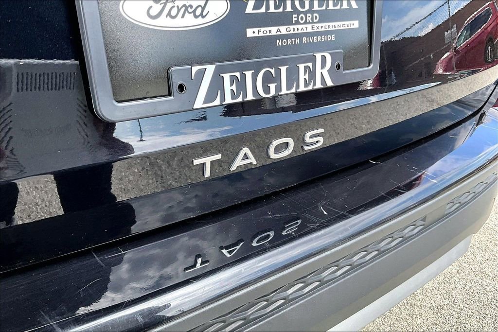 Used 2024 Volkswagen Taos SE FWD image 8