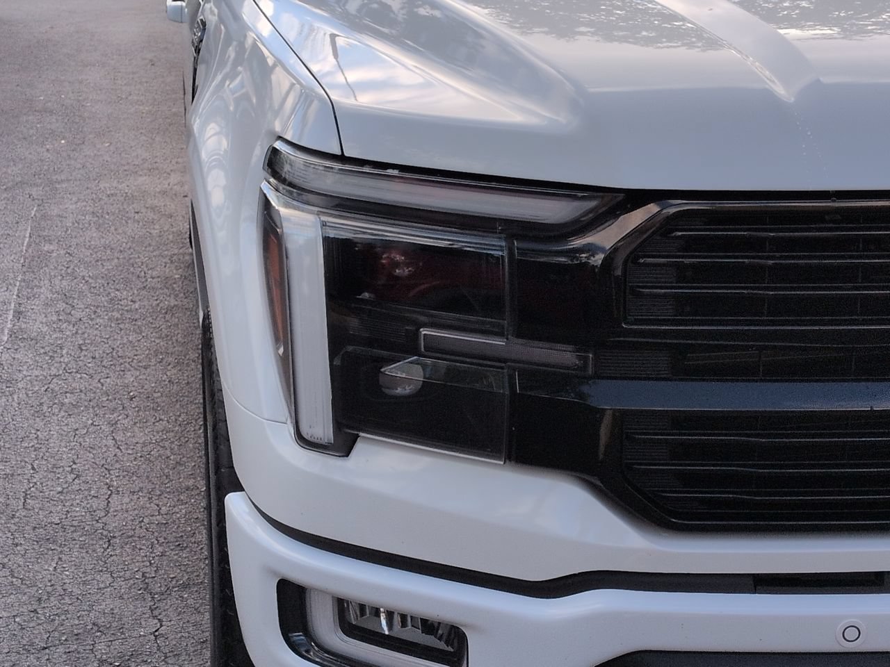 Certified 2024 Ford F150 Platinum w/ Equipment Group 702A High AWD/4WD image 10