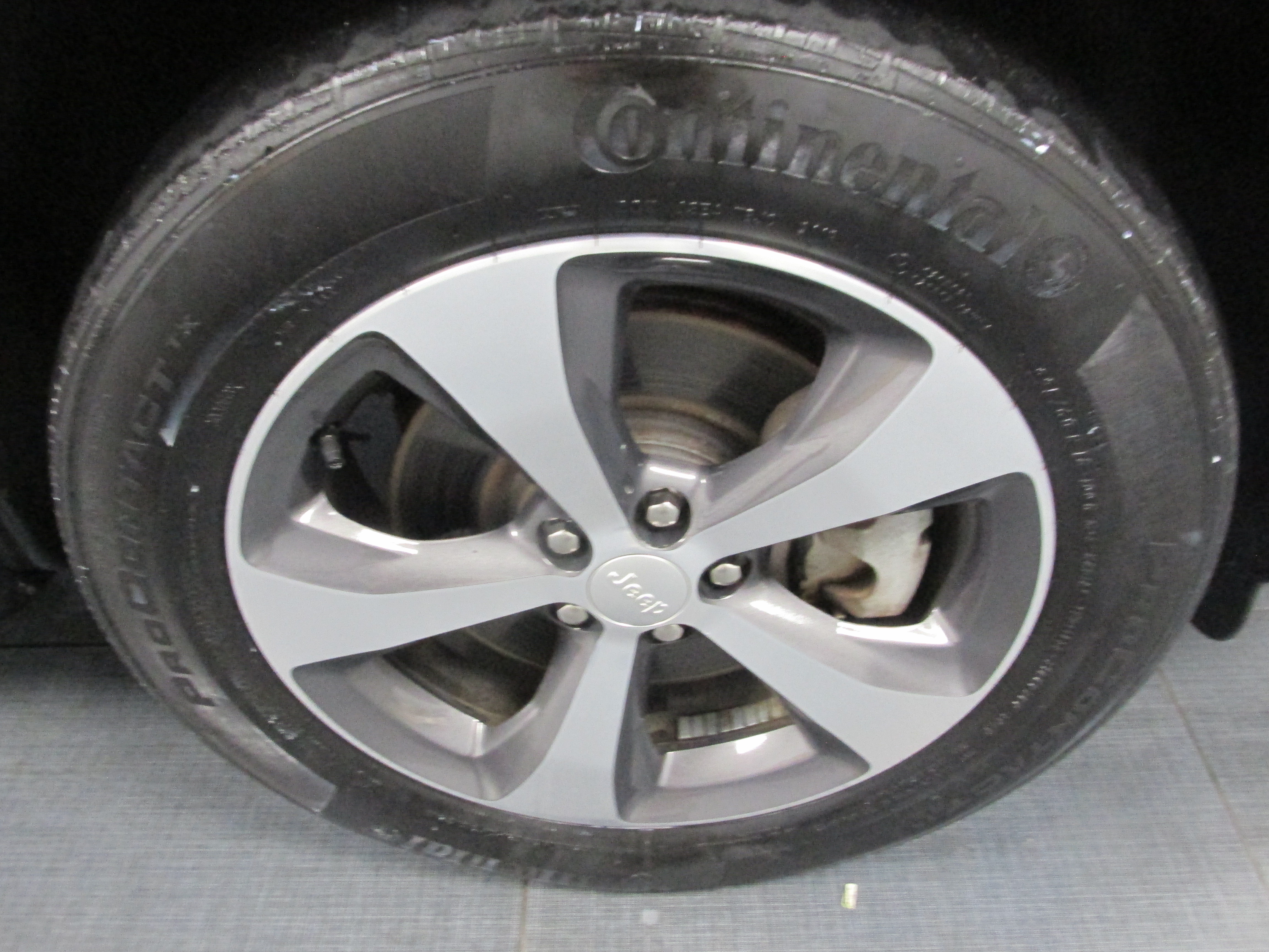 Used 2019 Jeep Cherokee Limited AWD/4WD image 15