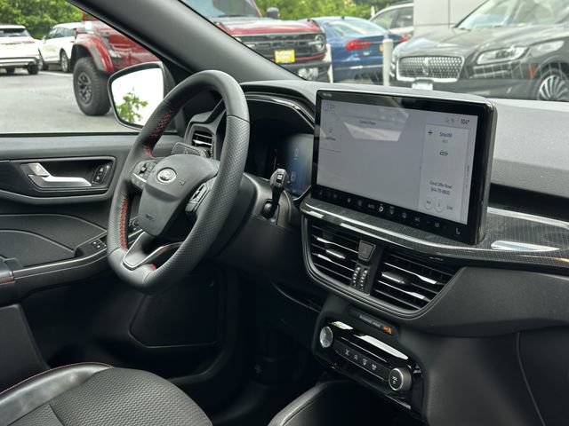 Certified 2023 Ford Escape ST-Line w/ Tech Pack #1 AWD/4WD image 34