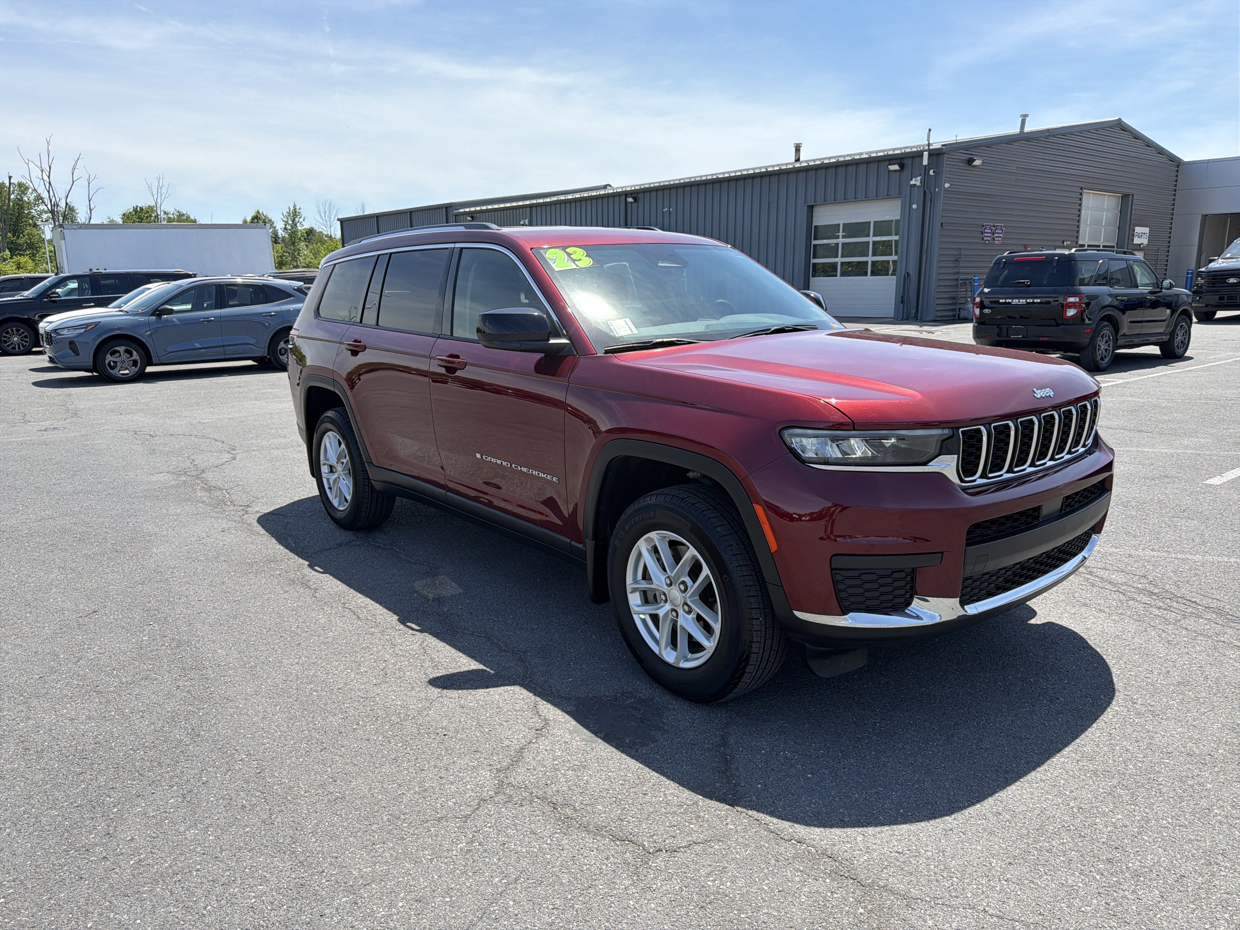Used 2023 Jeep Grand Cherokee L Laredo w/ Luxury Tech Group I