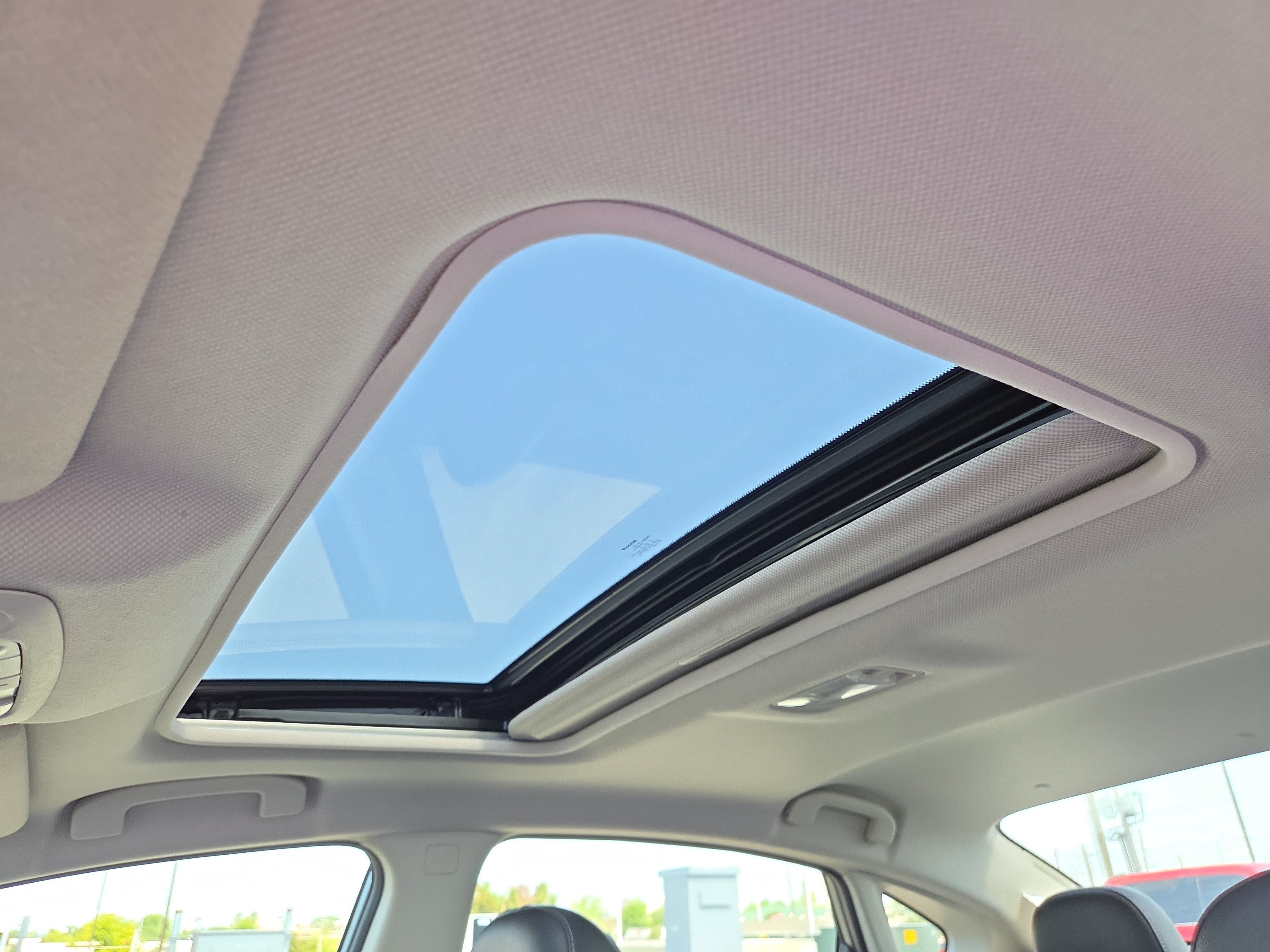 Used 2019 Nissan Sentra SL FWD image 28