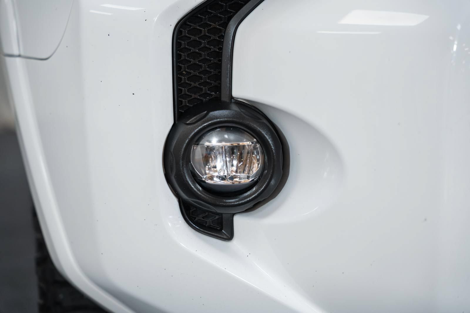 Used 2021 Toyota 4Runner SR5 AWD/4WD image 14