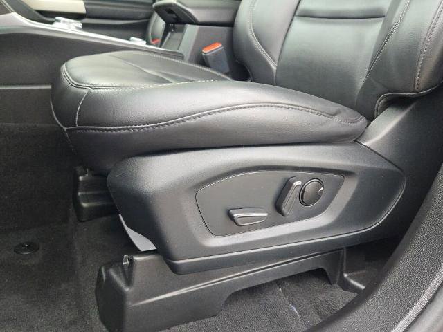 Certified 2023 Ford Explorer XLT w/ Equipment Group 202A image 26