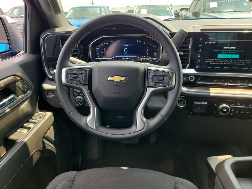 Used 2023 Chevrolet Silverado 1500 LT AWD/4WD image 12