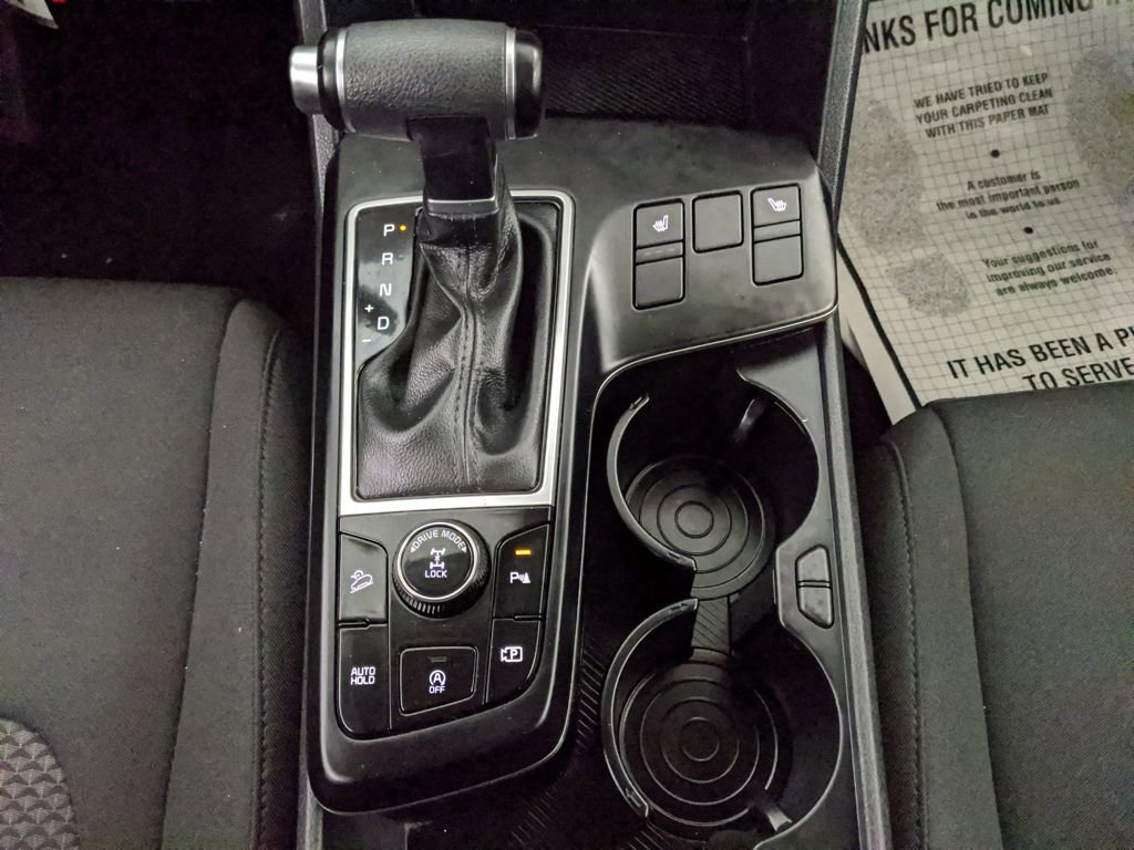 Used 2024 Kia Sportage LX image 9