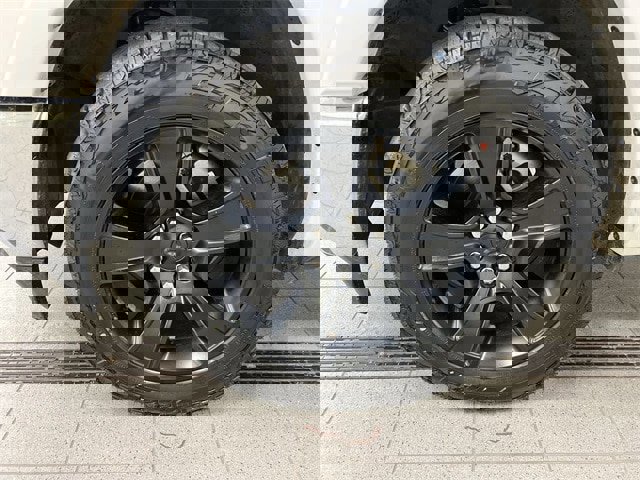 Used 2020 RAM 1500 Limited image 10