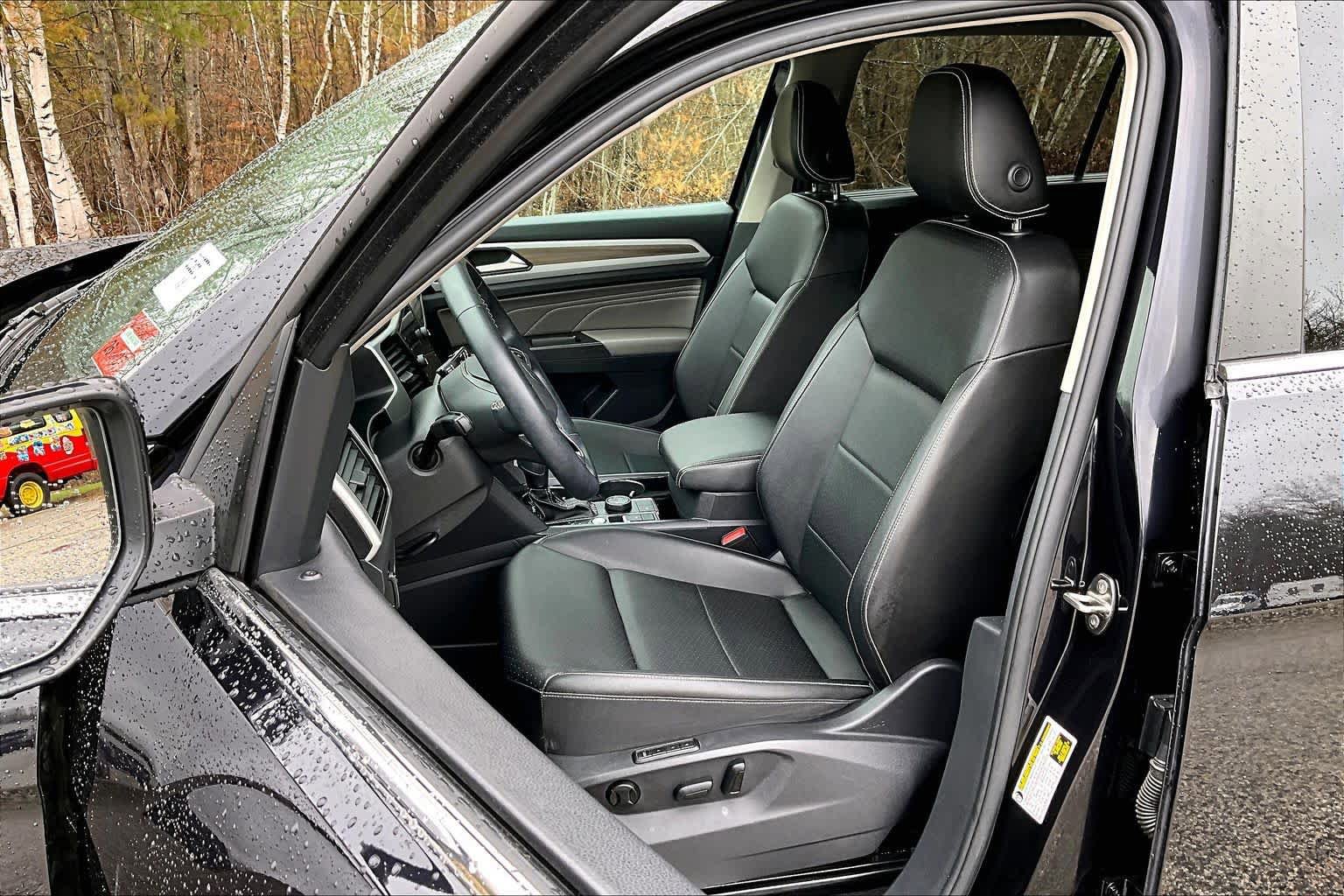 Used 2023 Volkswagen Atlas SEL AWD/4WD image 9