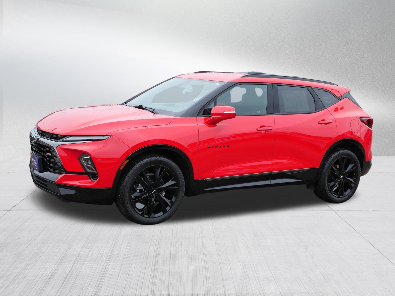 Used 2024 Chevrolet Blazer RS w/ Driver Confidence II Package AWD/4WD image 3