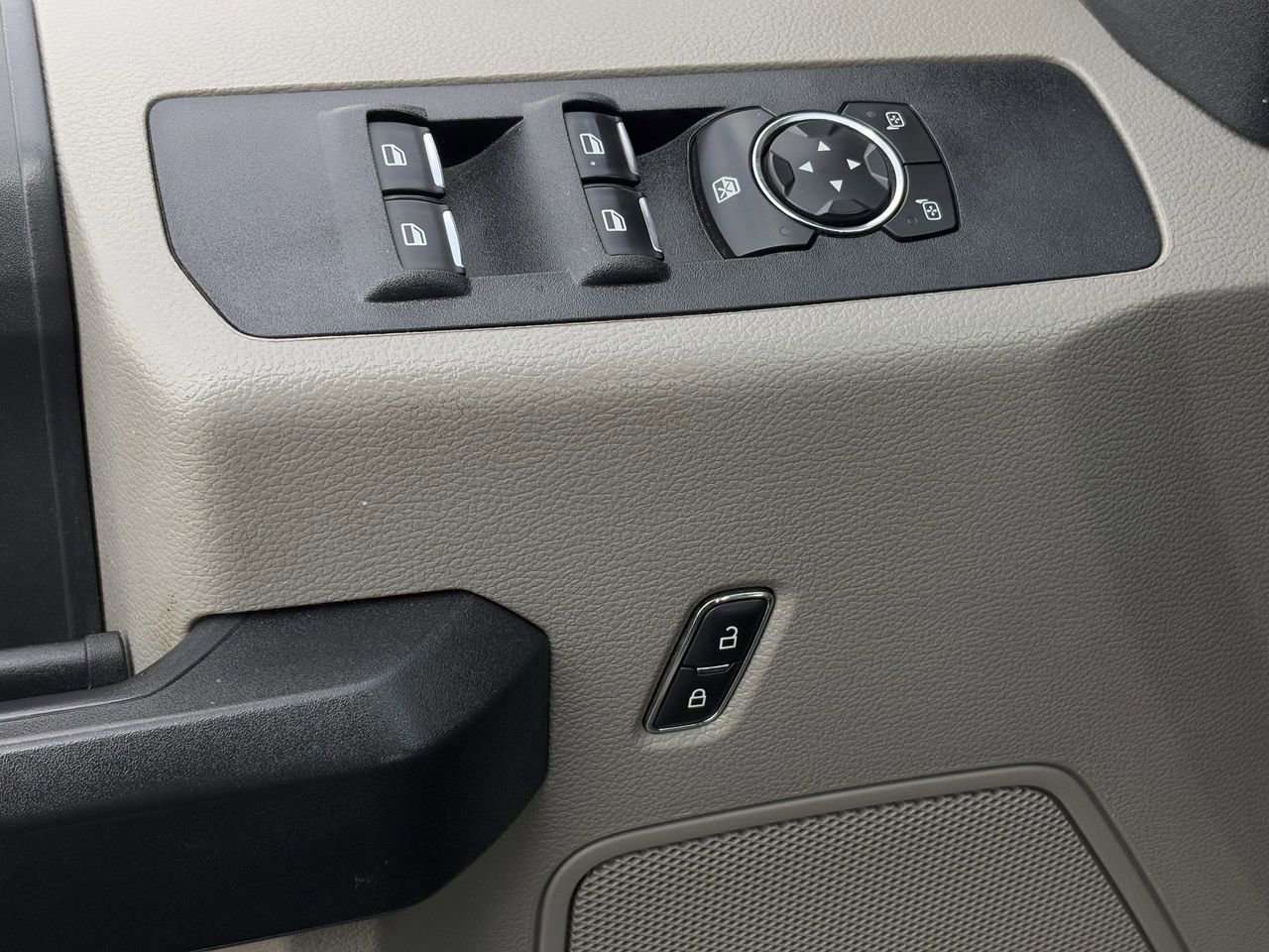 Certified 2022 Ford F250 XL w/ Power Equipment Group image 23