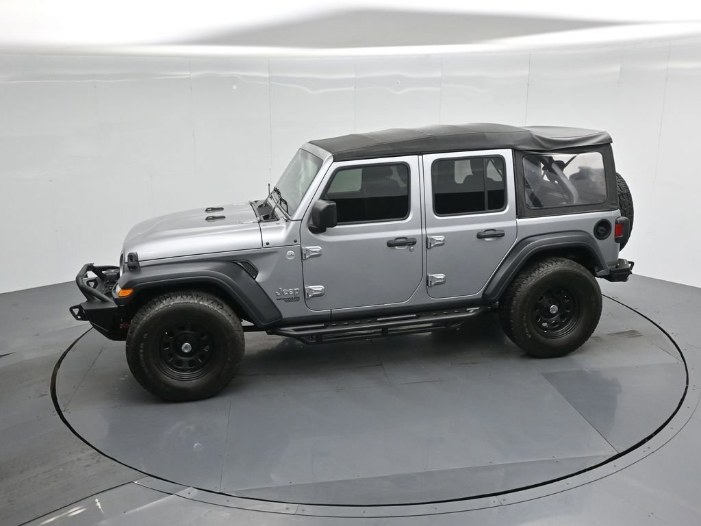 Used 2018 Jeep Wrangler Unlimited Sport image 25