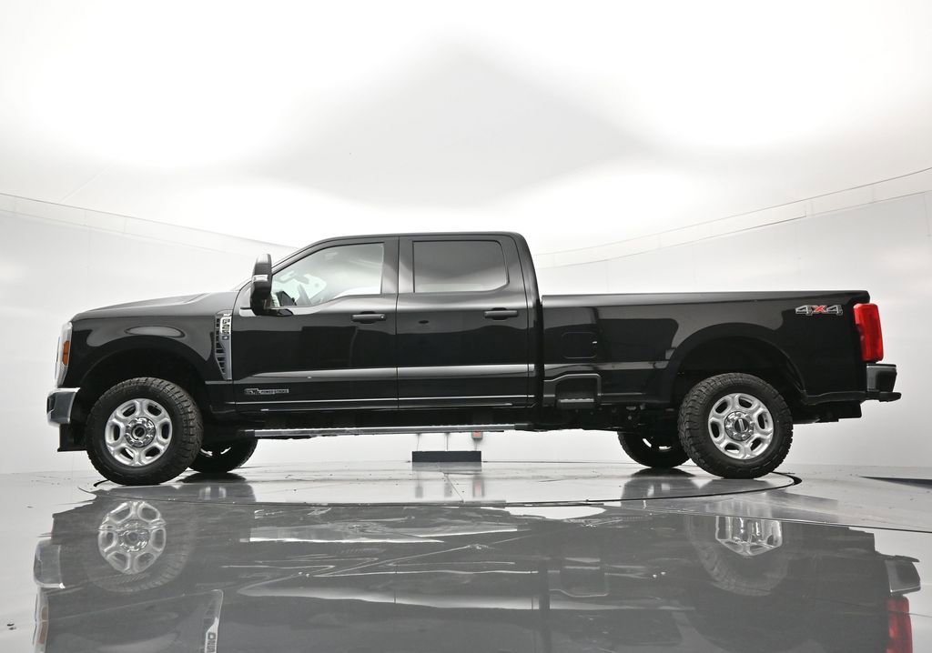 Certified 2025 Ford F250 XLT image 44