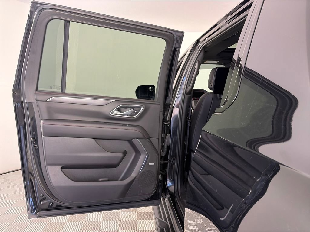 Used 2021 Chevrolet Suburban RST w/ Rear Media and Nav Package image 11