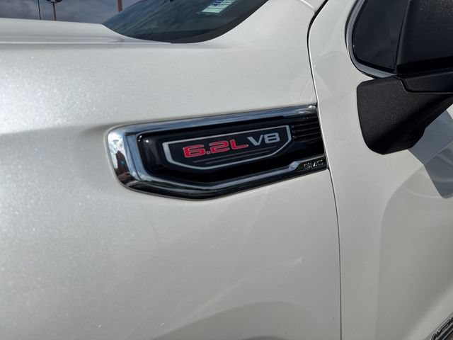 Used 2021 GMC Sierra 1500 Denali w/ Denali Ultimate Package AWD/4WD image 9