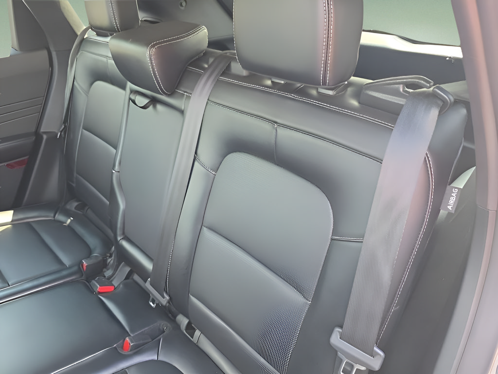 Certified 2024 Ford Escape Platinum AWD/4WD image 24