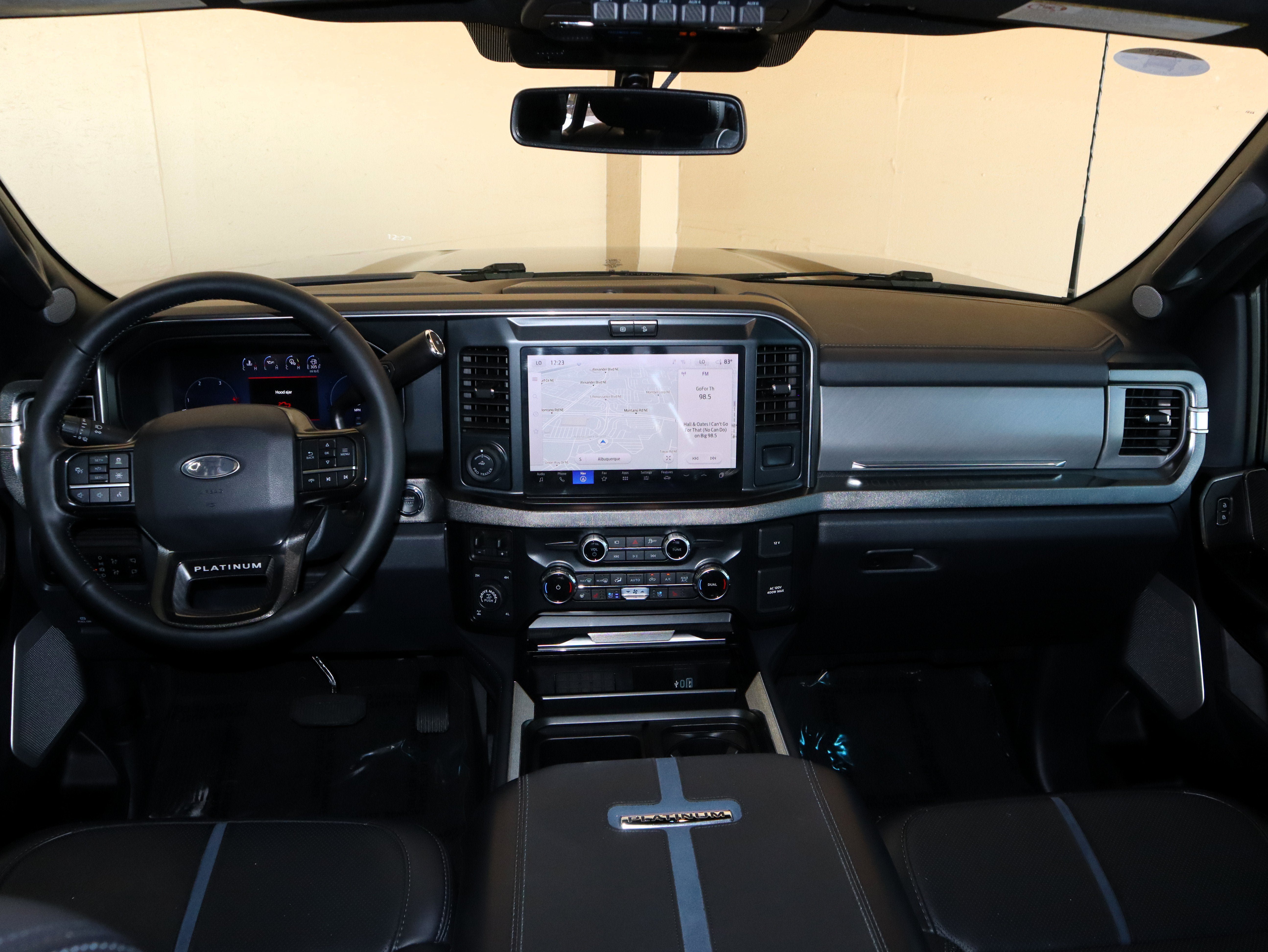 Certified 2025 Ford F250 Platinum w/ Tremor Off-Road Package AWD/4WD image 26