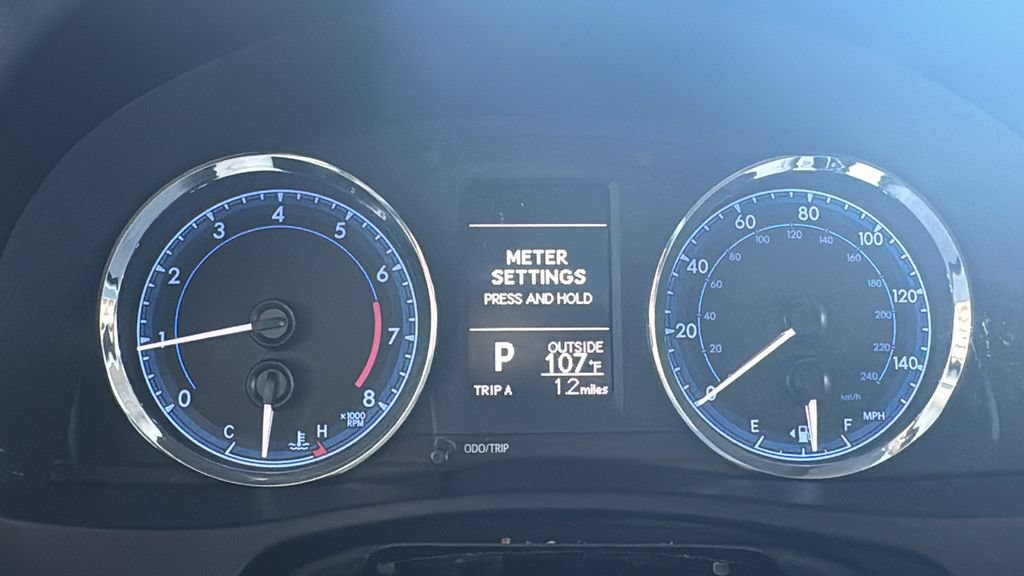Used 2019 Toyota Corolla LE w/ Carpet Mat Package (TMS) FWD image 14