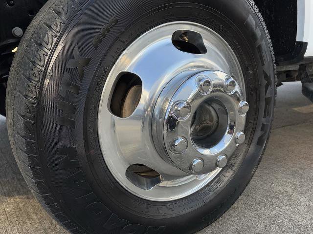 Certified 2024 Ford F350 Lariat w/ FX4 Off-Road Package image 11