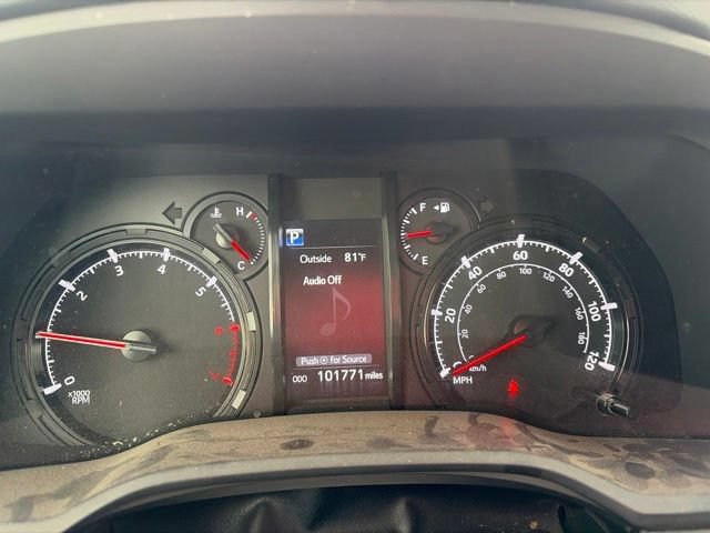 Used 2020 Toyota 4Runner 4WD image 14