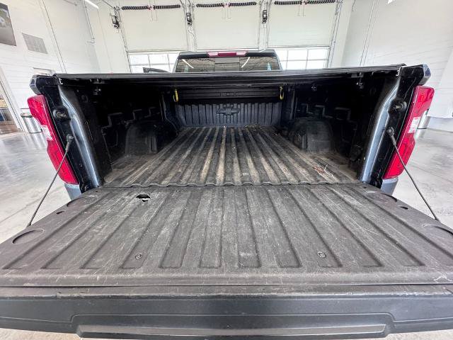 Used 2021 Chevrolet Silverado 1500 LT Trail Boss w/ Convenience Package II AWD/4WD image 9