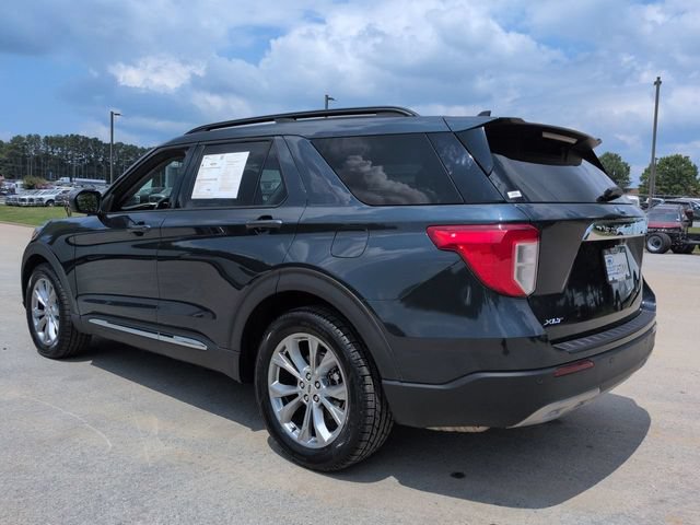 Certified 2023 Ford Explorer XLT w/ Equipment Group 202A RWD image 7