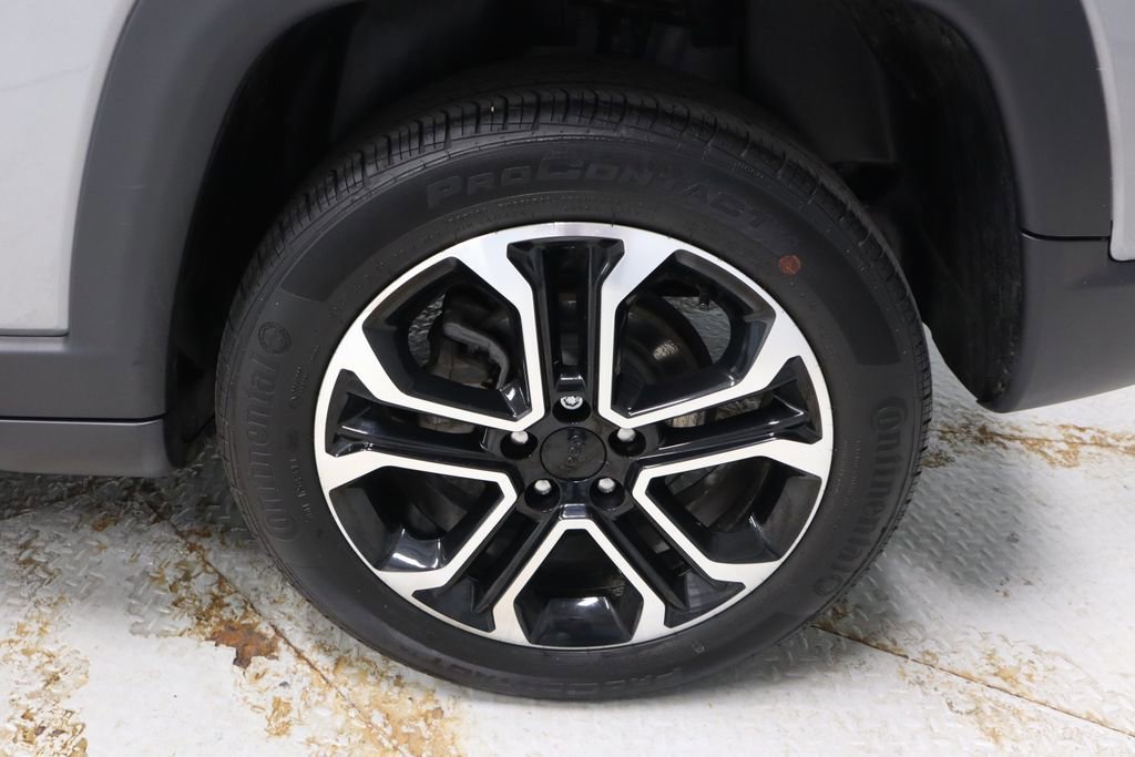 Used 2024 Jeep Compass Limited image 18