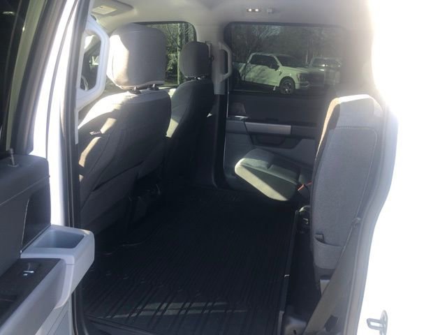 Certified 2021 Ford F150 XLT w/ Equipment Group 302A High image 8