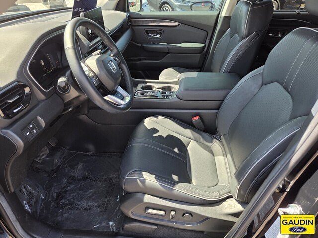 Used 2025 Honda Pilot Elite image 11