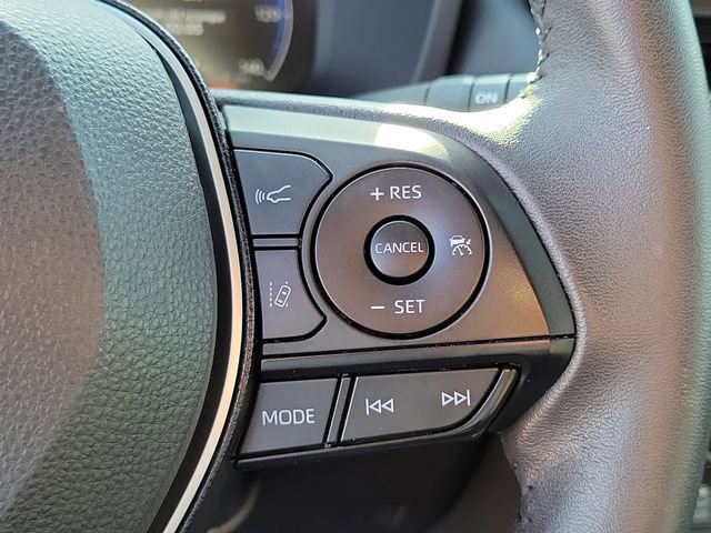 Used 2023 Toyota RAV4 Limited AWD/4WD image 25