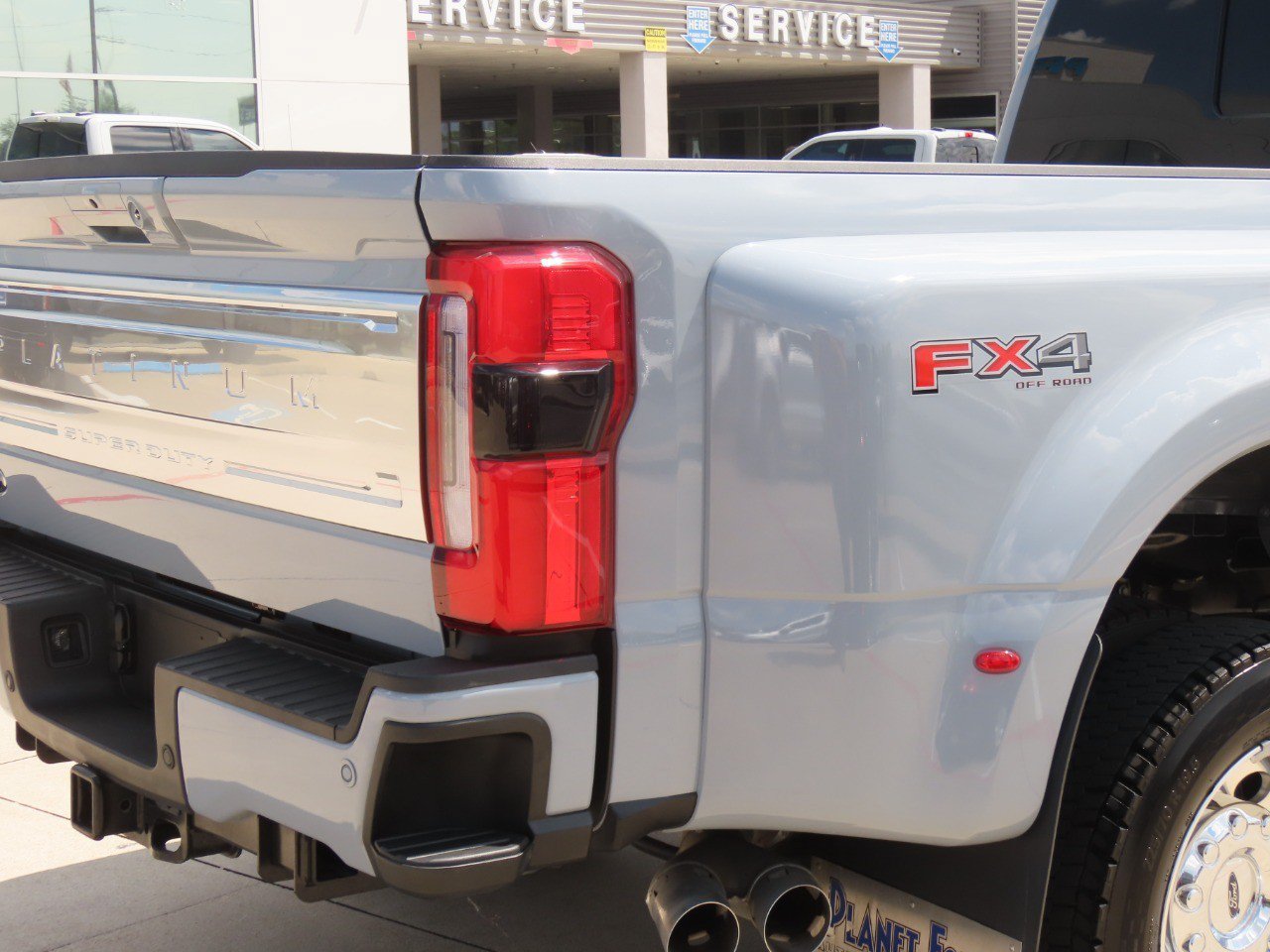 Certified 2026 Ford F450 Platinum w/ Platinum Plus Package AWD/4WD image 12