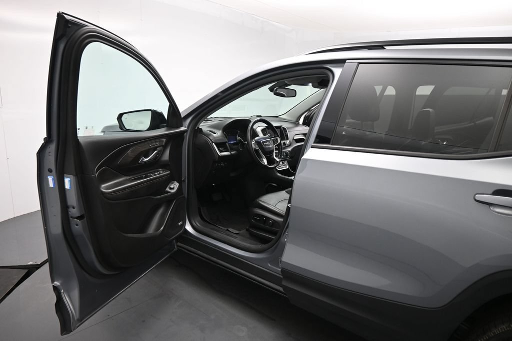 Used 2020 GMC Terrain SLT w/ Preferred Package FWD image 9