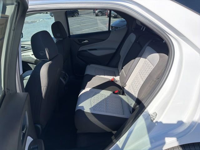 Used 2023 Chevrolet Equinox LT w/ Driver Convenience Package image 18